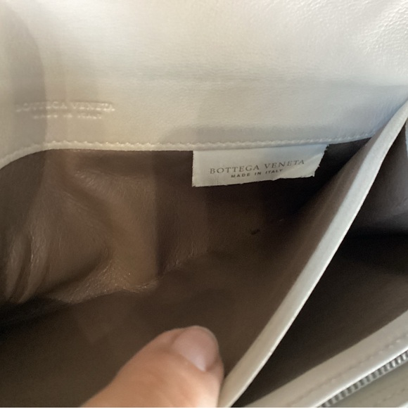 Bottega Veneta intrecciato lamb skin black and cream woven leather wallet - Picture 3 of 8